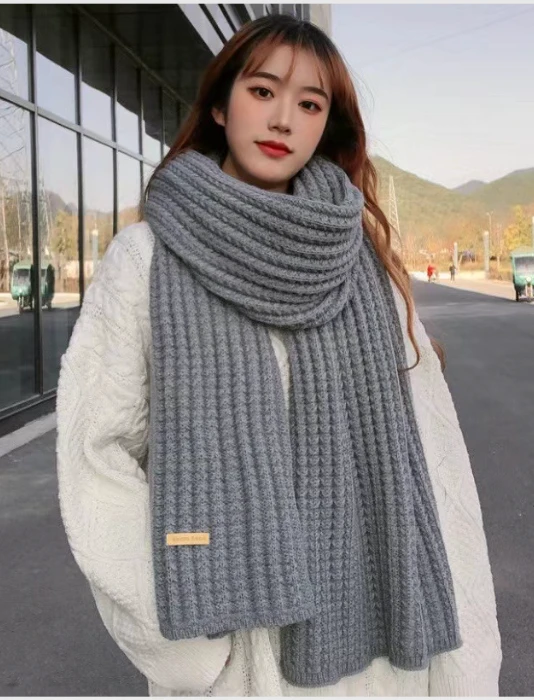 Grey chunky knit scarf